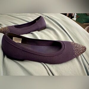 Navy Fabric Flats w/ Gold Flecks @ Toe. Size 7.5